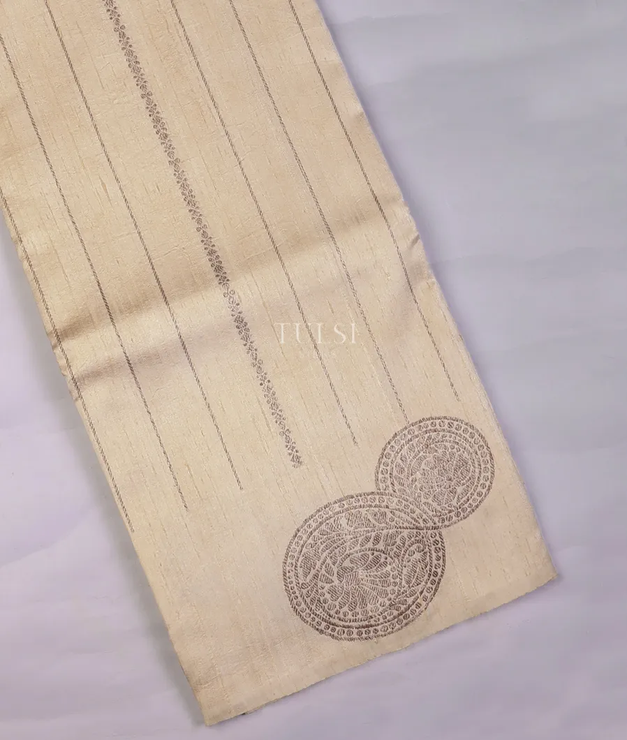 Off-White Banaras Tussar Saree T704412-image