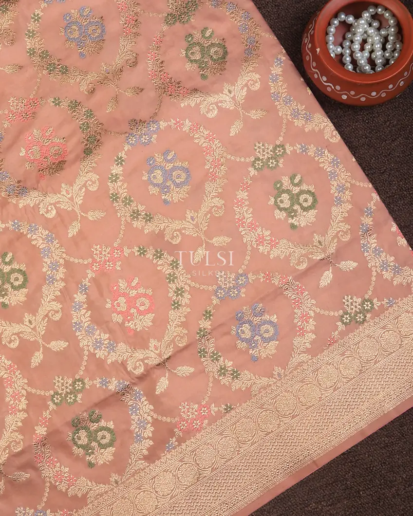 Pinkish Beige Banaras Silk Saree T738212-image