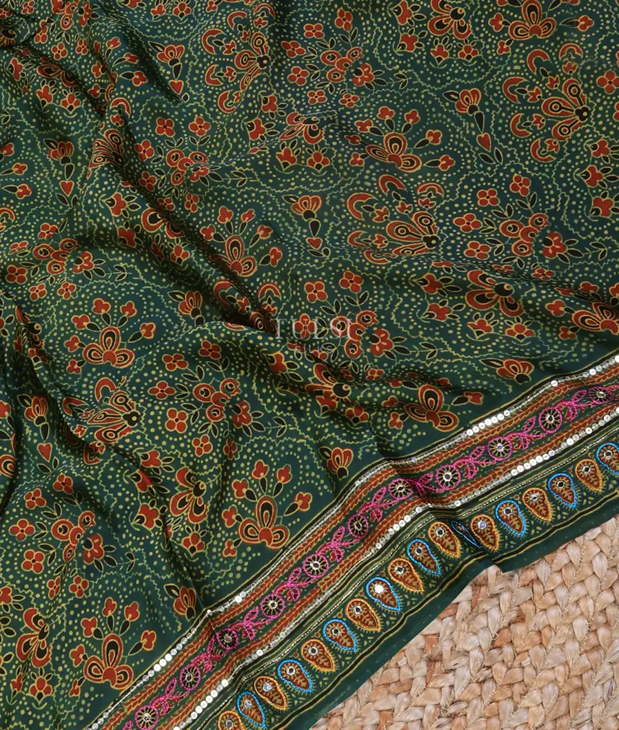 green-ajrakh-printed-modal-silk-saree-t724487-t724487-e