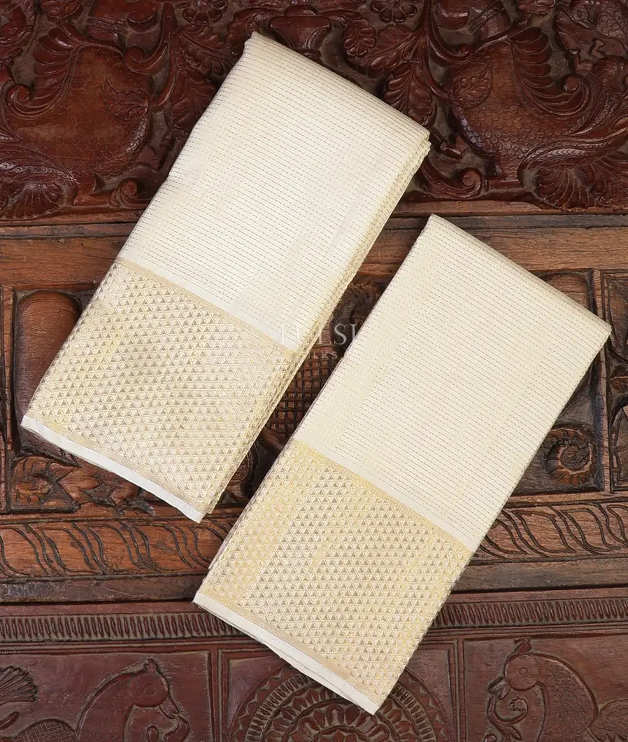 Off-White Handwoven Kanjivaram Silk Dhoti and Vastharam T737353-image