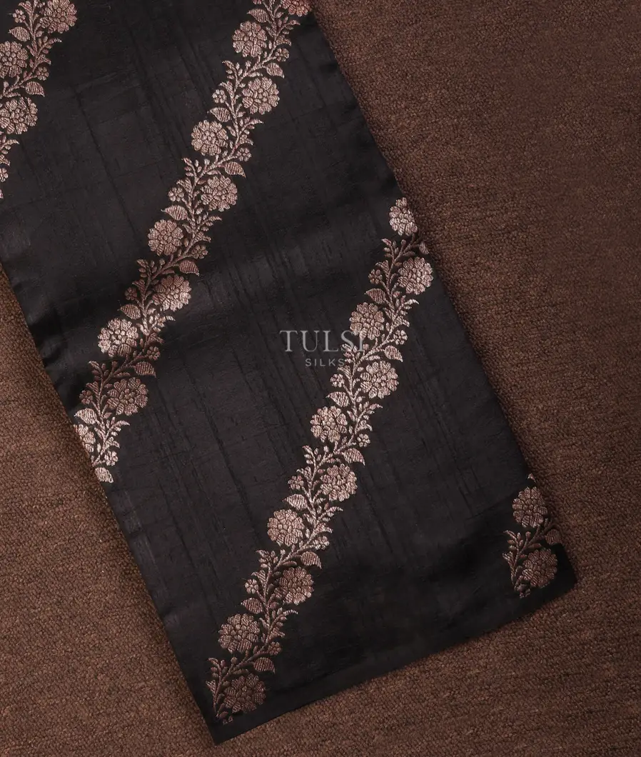 Black Banaras Silk Saree T725860-image