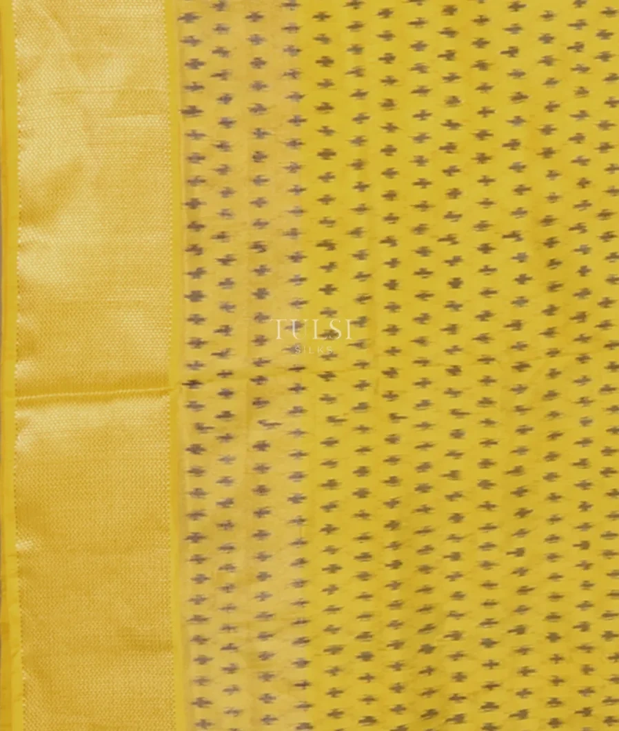 off-white-ikat-silk-saree-t734681-t734681-c