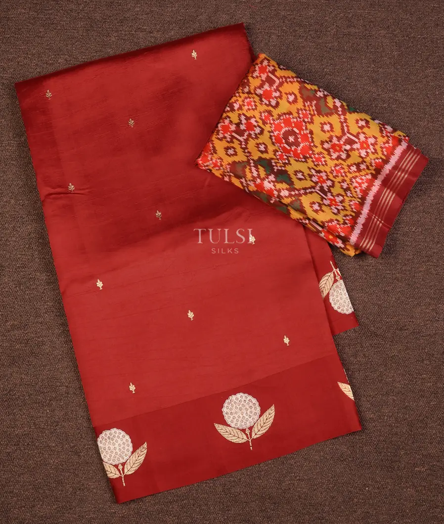 Red Banaras Silk Saree T737706-image