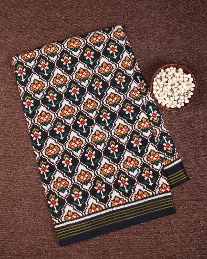 Black Patan Patola Silk Saree T740192(without Blouse)-image