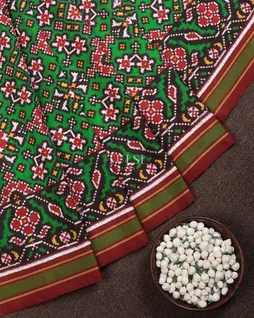 green-patan-patola-silk-saree-t740183without-blouse-t740183-b