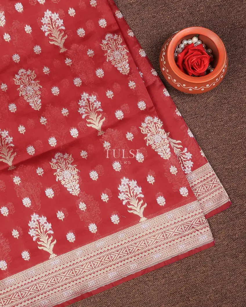 Red Banaras Silk Saree T741863-image