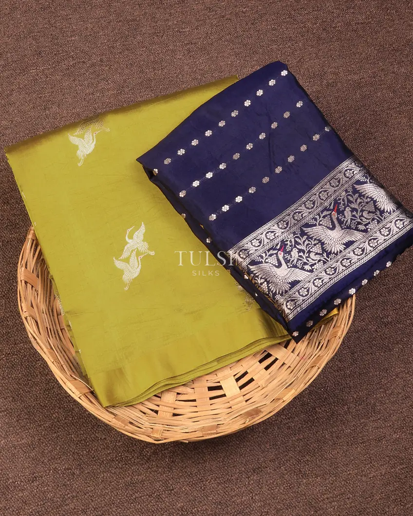 Yellowish Green Banaras Kathan Silk Saree T746116-image