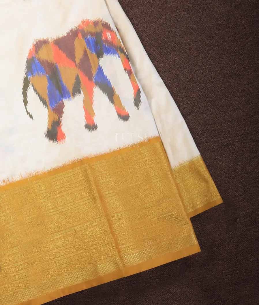 Off-White Ikat Silk Saree with Kanjivaram Border T748143-image