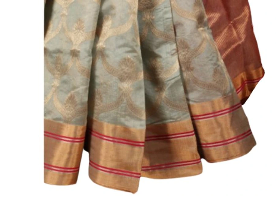 Catalogue name : UDAAN PURE SOFT SILK SAREE WITH COPPER AND GOLDEN ZARI at  Rs 1250/piece | सॉफ्ट सिल्क साड़ी in Surat | ID: 2850661998597