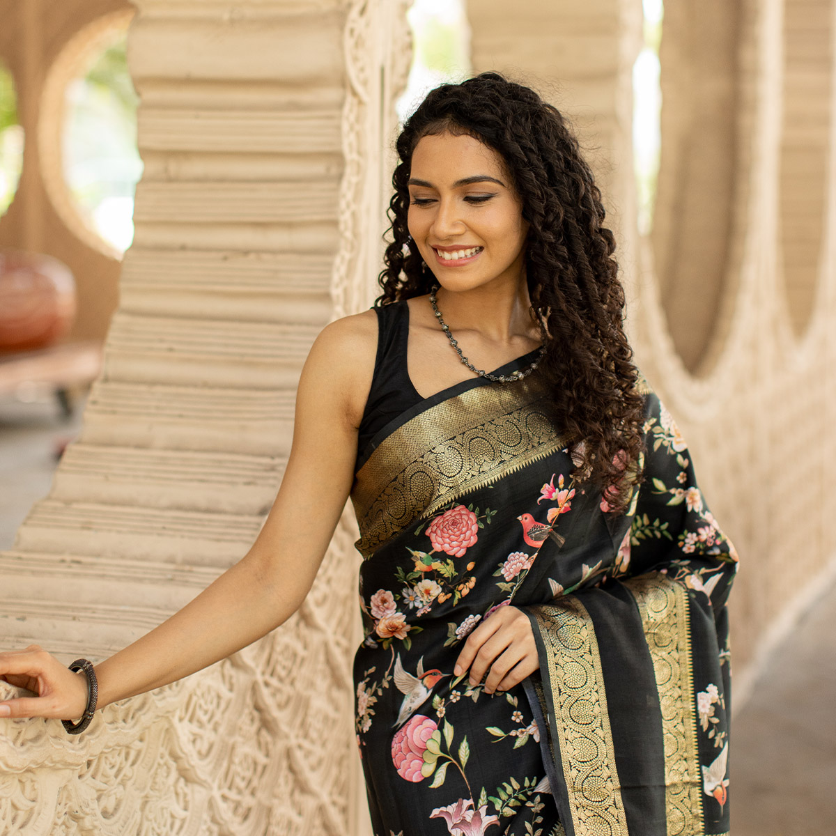 Creative Black Saree Drapes You Must Try: From Party Looks to Traditional Styles-4