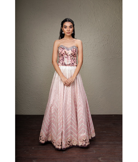 Phariva Lehenga Set1