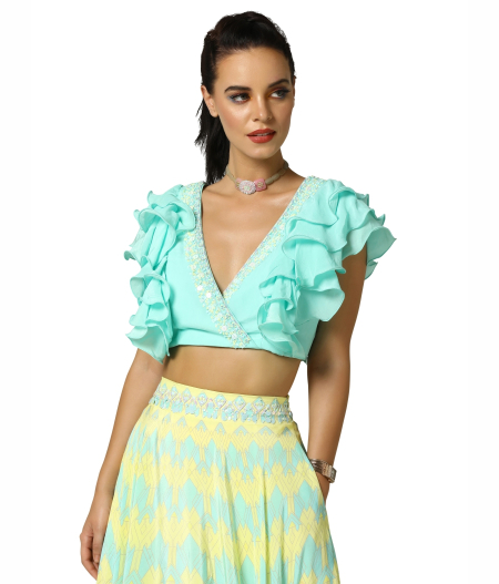 Castella Crop Top and Skirt3