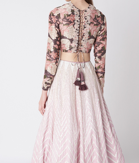 Tiara Lehenga Set with Dupatta4