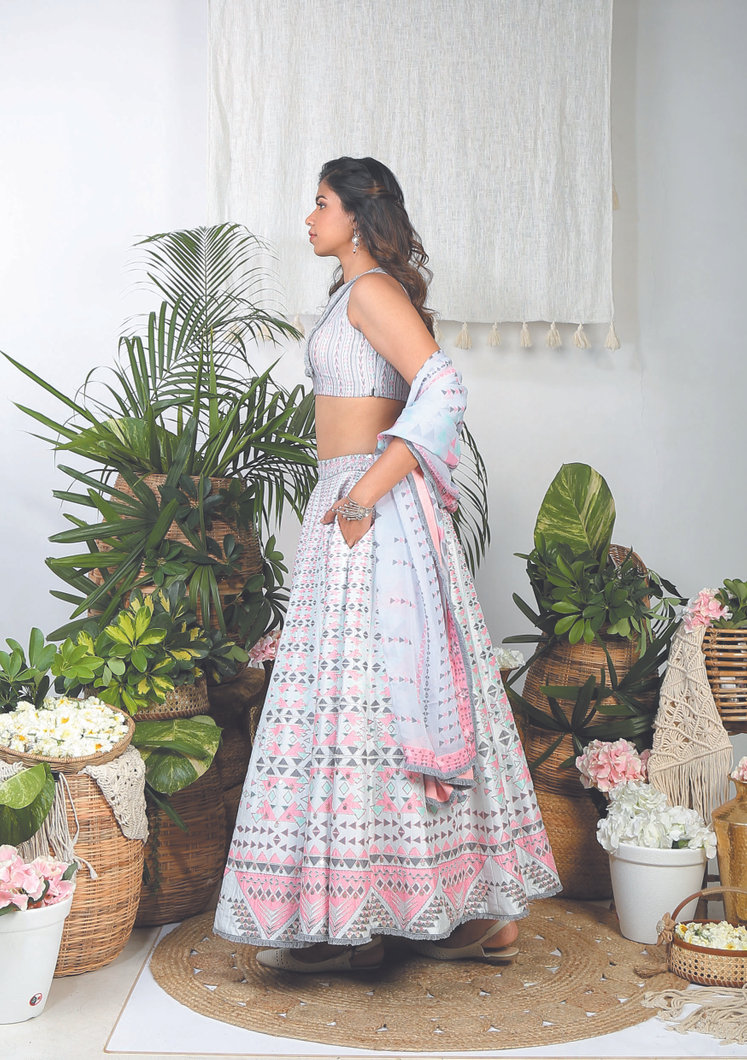 salient-lehenga-set-bnbo2284-e