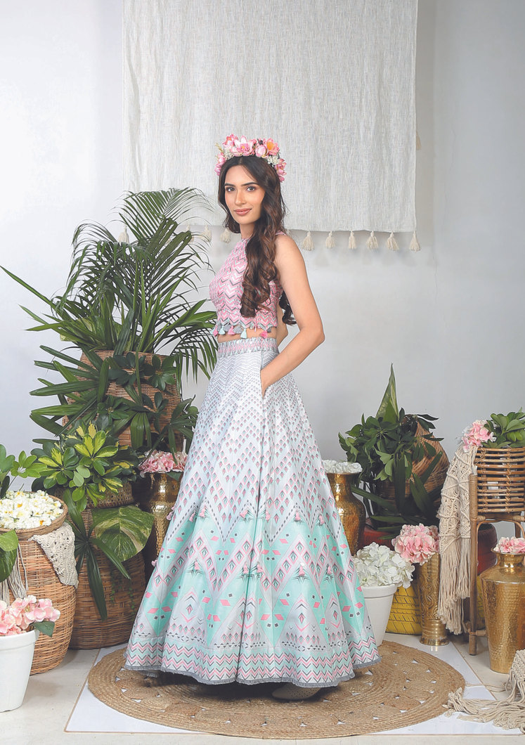 Slalom Pebble Lehenga Set2