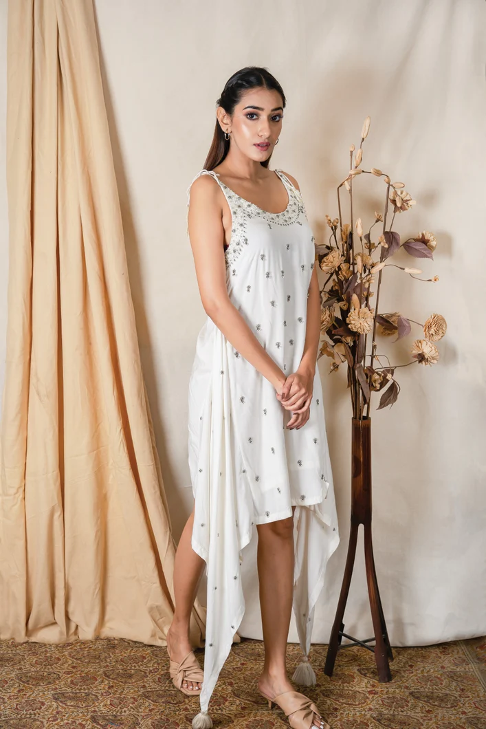 daisy-pearl-dress-00160-d