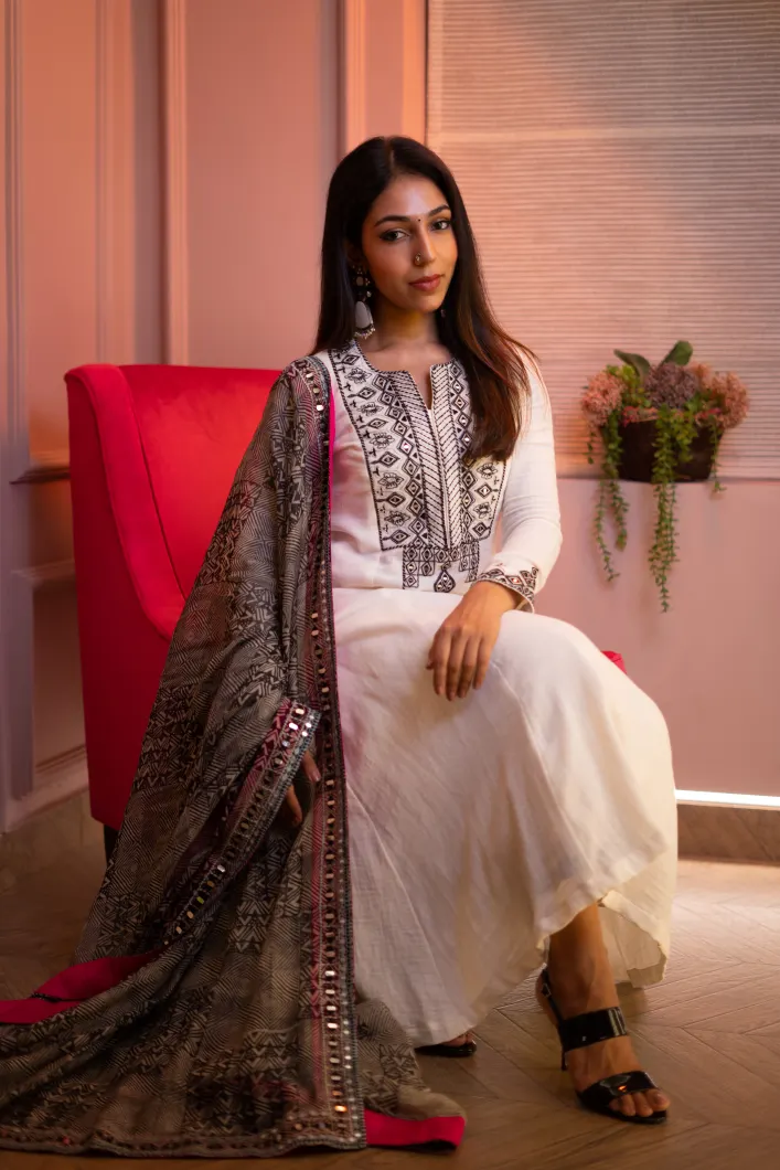 mellowdrama-suit-00169-c