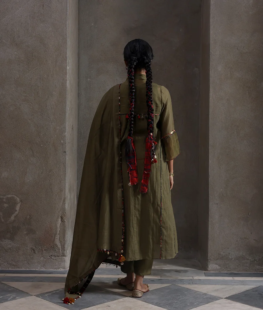 silsila-set-bn00020-b