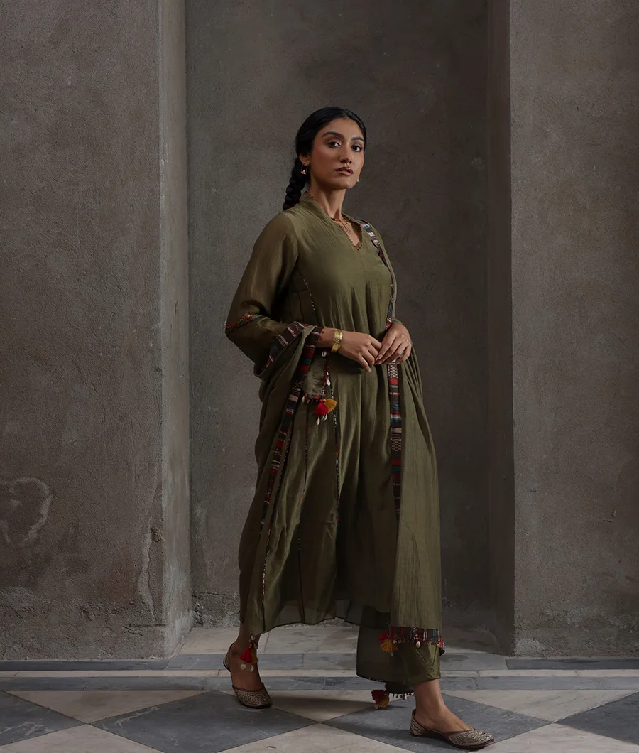 silsila-set-bn00020-c