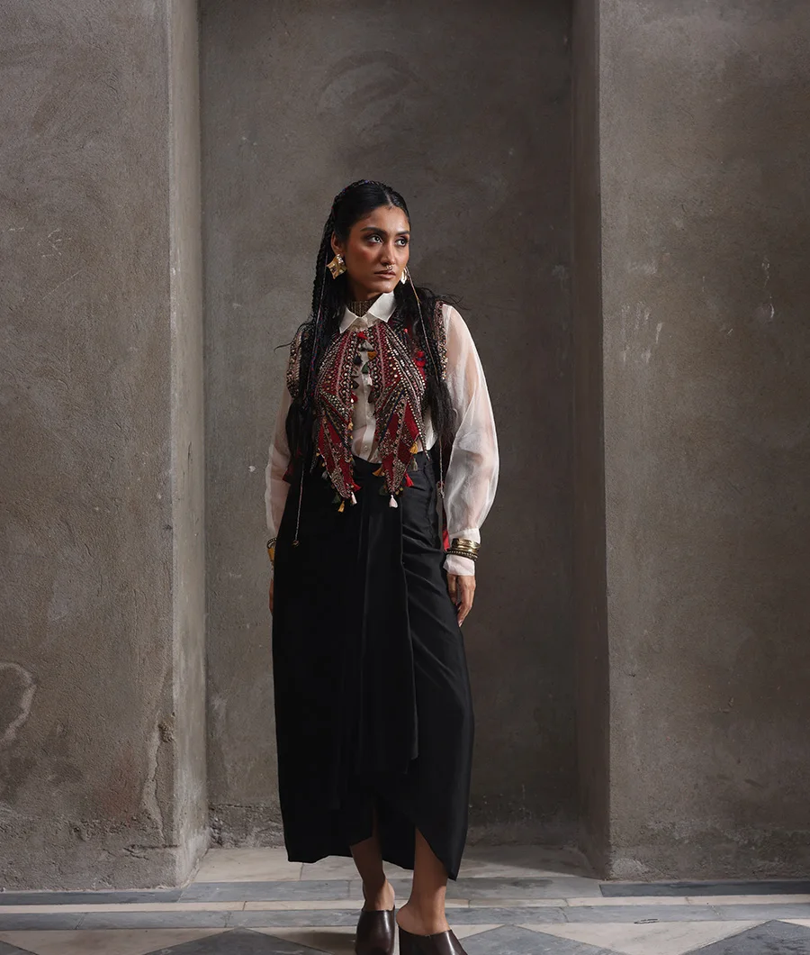 madame-core-shirt-skirt-tadka-code-jacket-bn00029-a