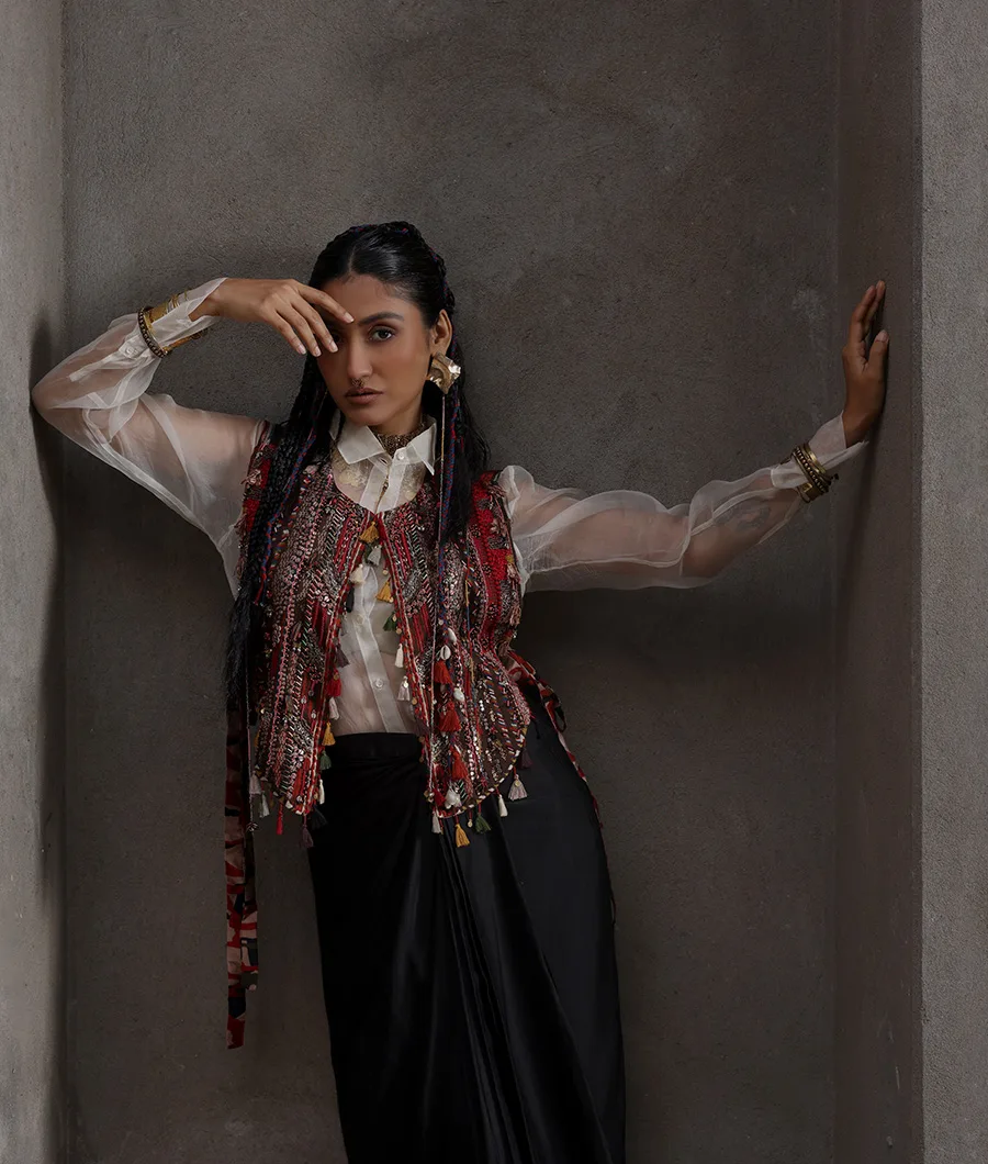 madame-core-shirt-skirt-tadka-code-jacket-bn00029-c