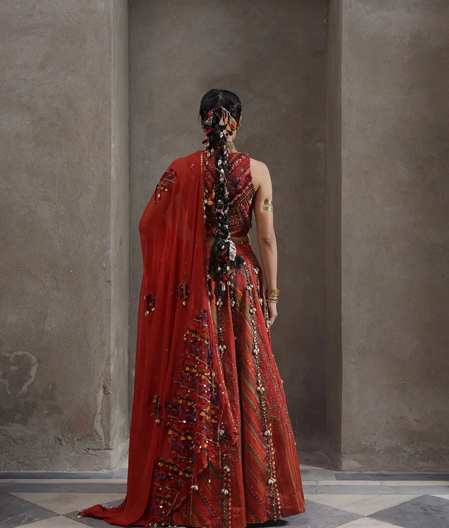 laal-ishq-lehanga-bn00033-b