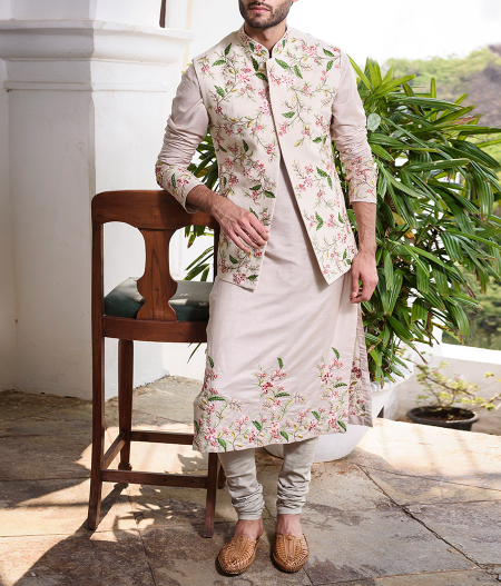 Resham Floral Bundi Kurta2