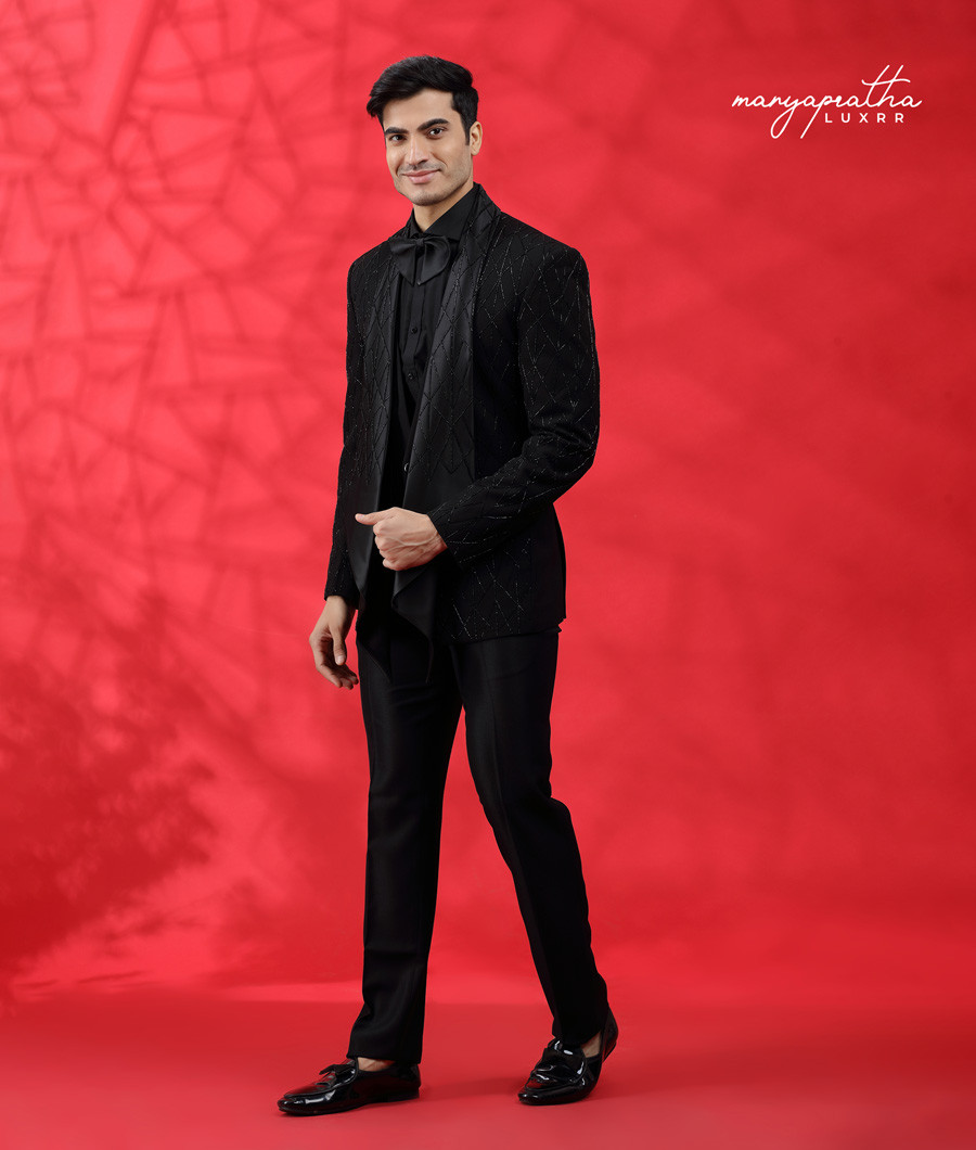 XXX EDITION DRAPE SUIT3