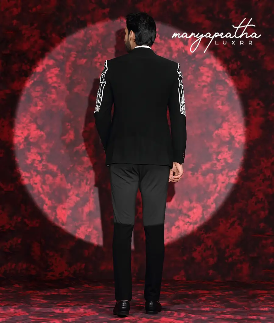 Xander Black Tuxedo8