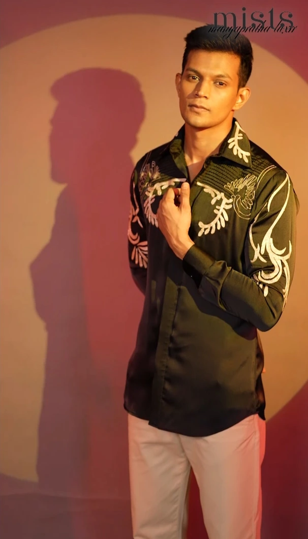 old-navy-designer-shirt-00746-d