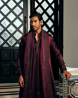 maroon-kurta-00753-a