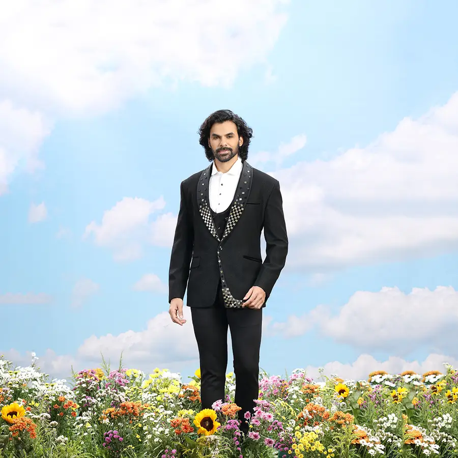 black-designer-suit-00777-c