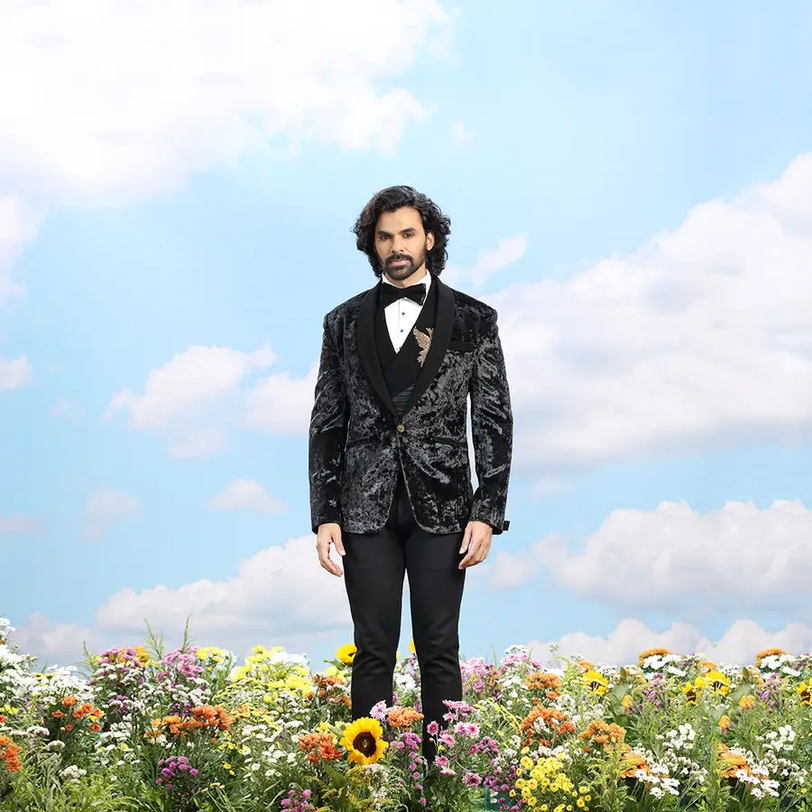 black-velvet-designer-suit-00780-c