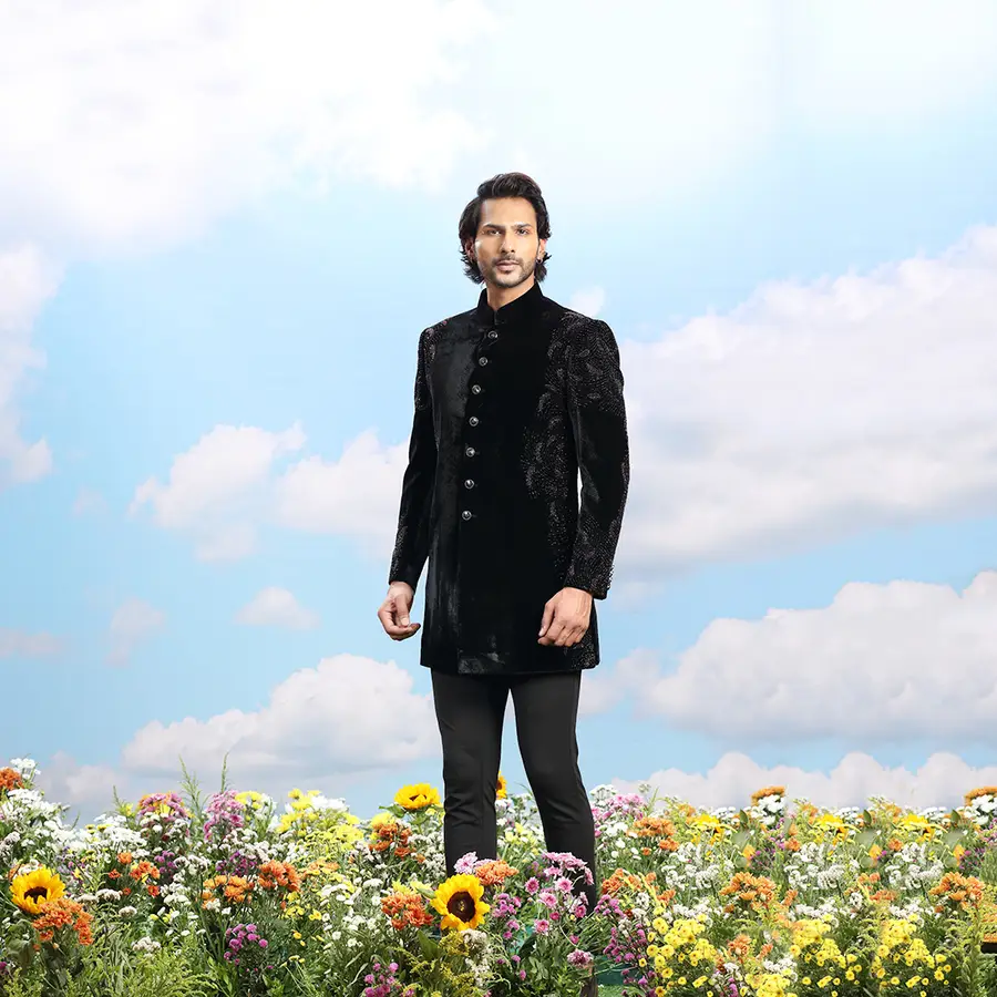 black-designer-sherwani-00784-d