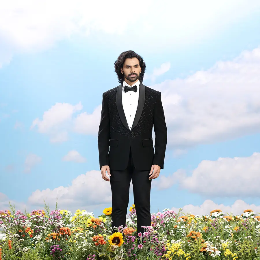 black-designer-suit-00803-d