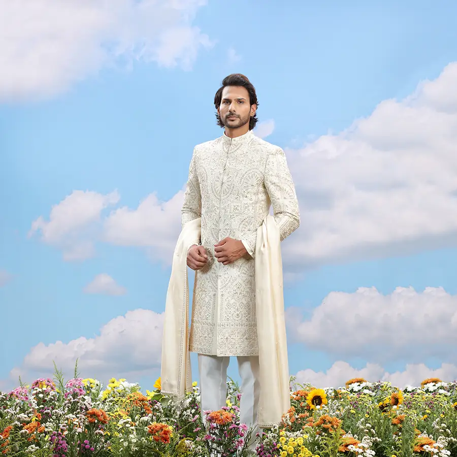 cream-silk-designer-sherwani-00826-d