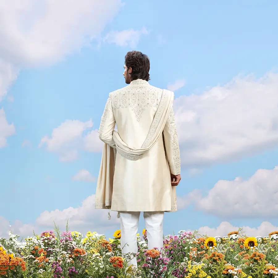 off-white-silk-designer-sherwani-00827-d