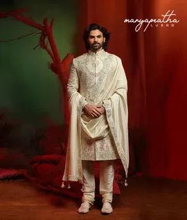 avyay-sherwani-mp00047-b