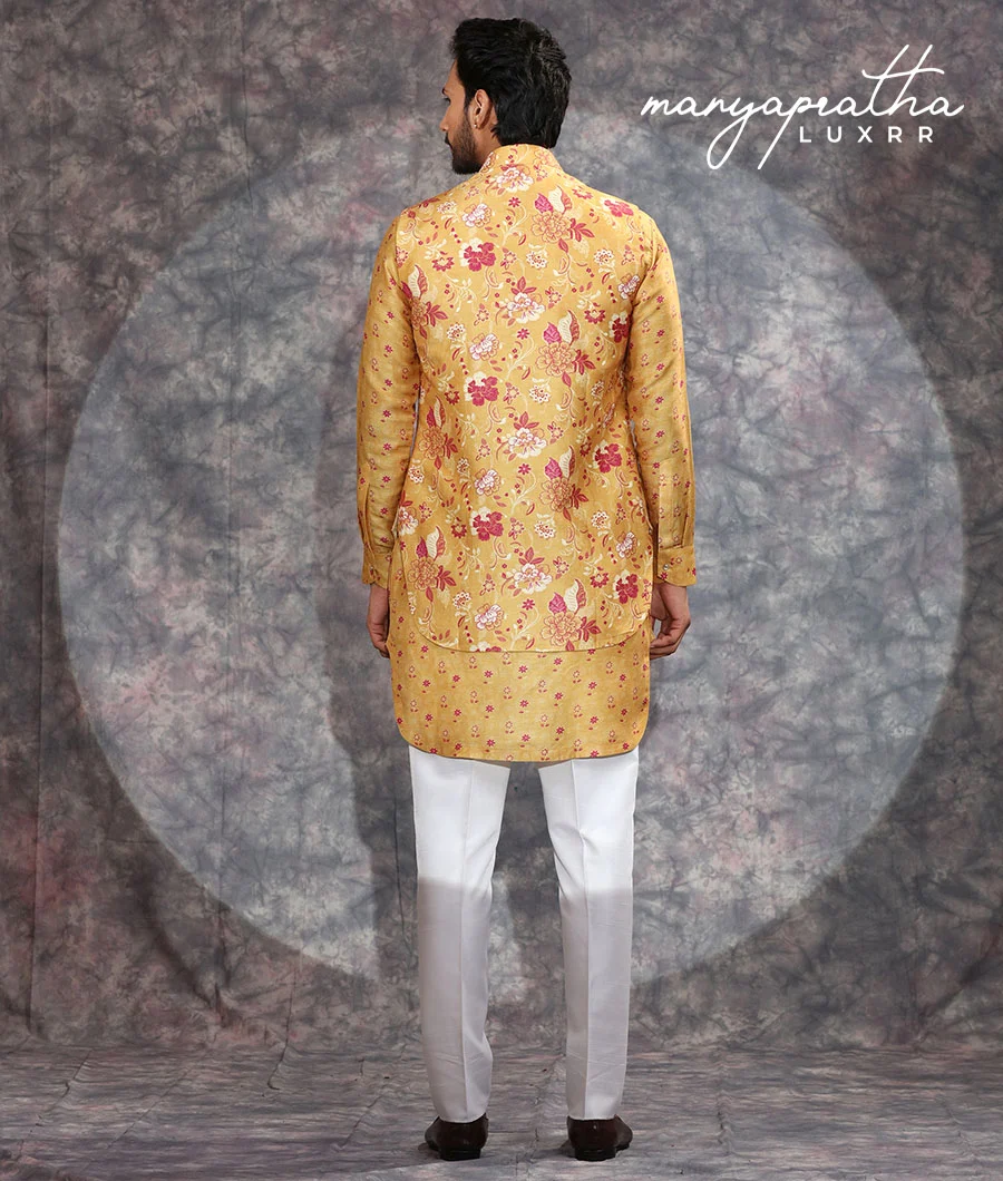 Fatanah Embroidered Mustard Kurta Set6