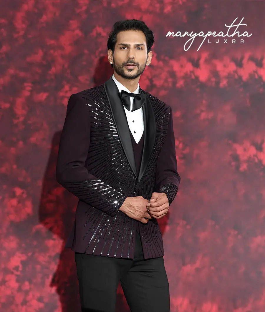 Theseus Maroon Tuxedo2