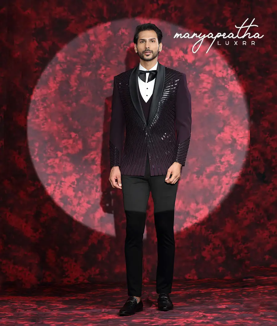 Theseus Maroon Tuxedo7