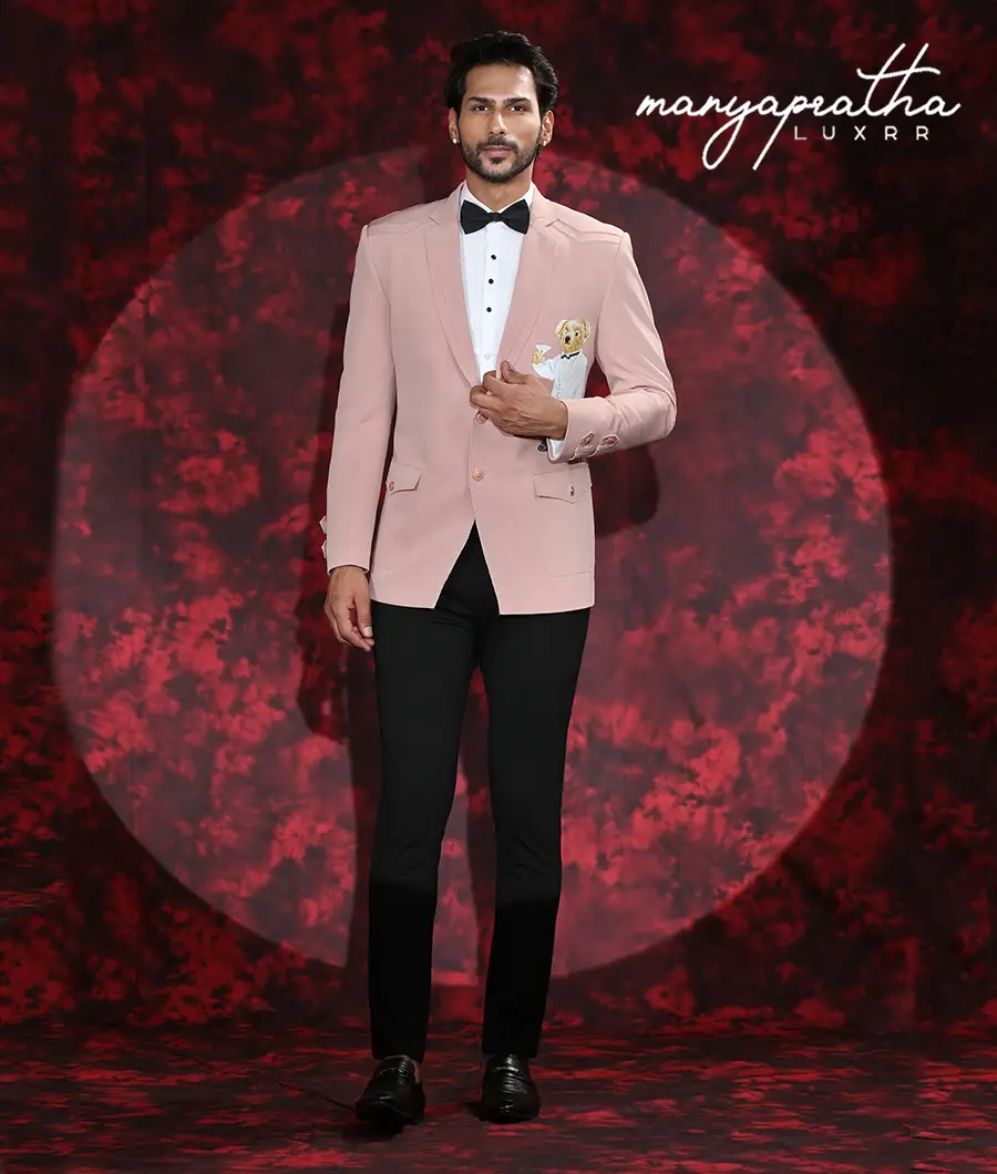 Tubbo Pink Suit7