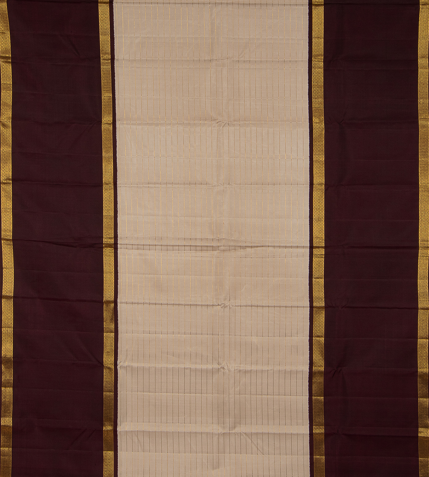 Creme Kanchipuram Silk Saree2