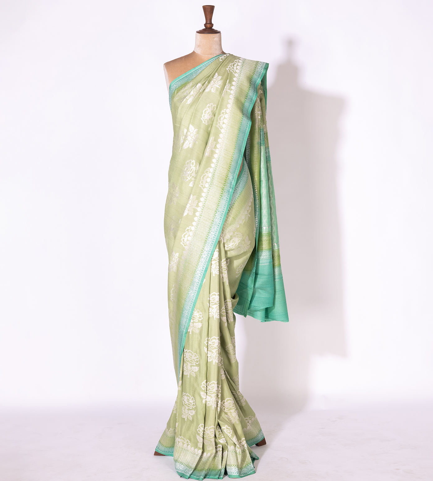 Green Tussar Georgette Saree1