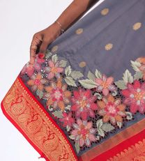 Grey Kanchipuram Silk With Cut Work Saree3