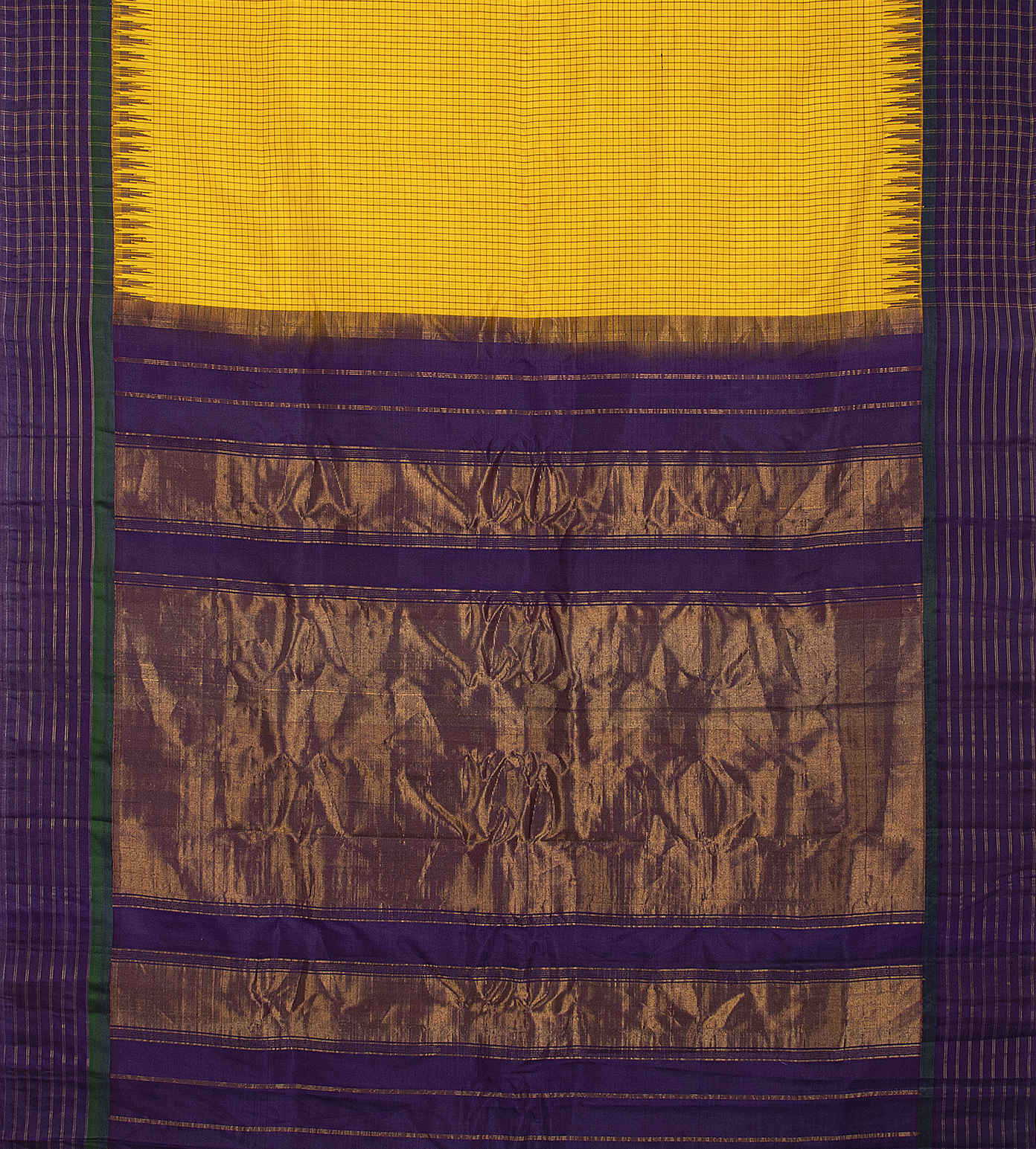 Yellow Gadwal Silk Saree3