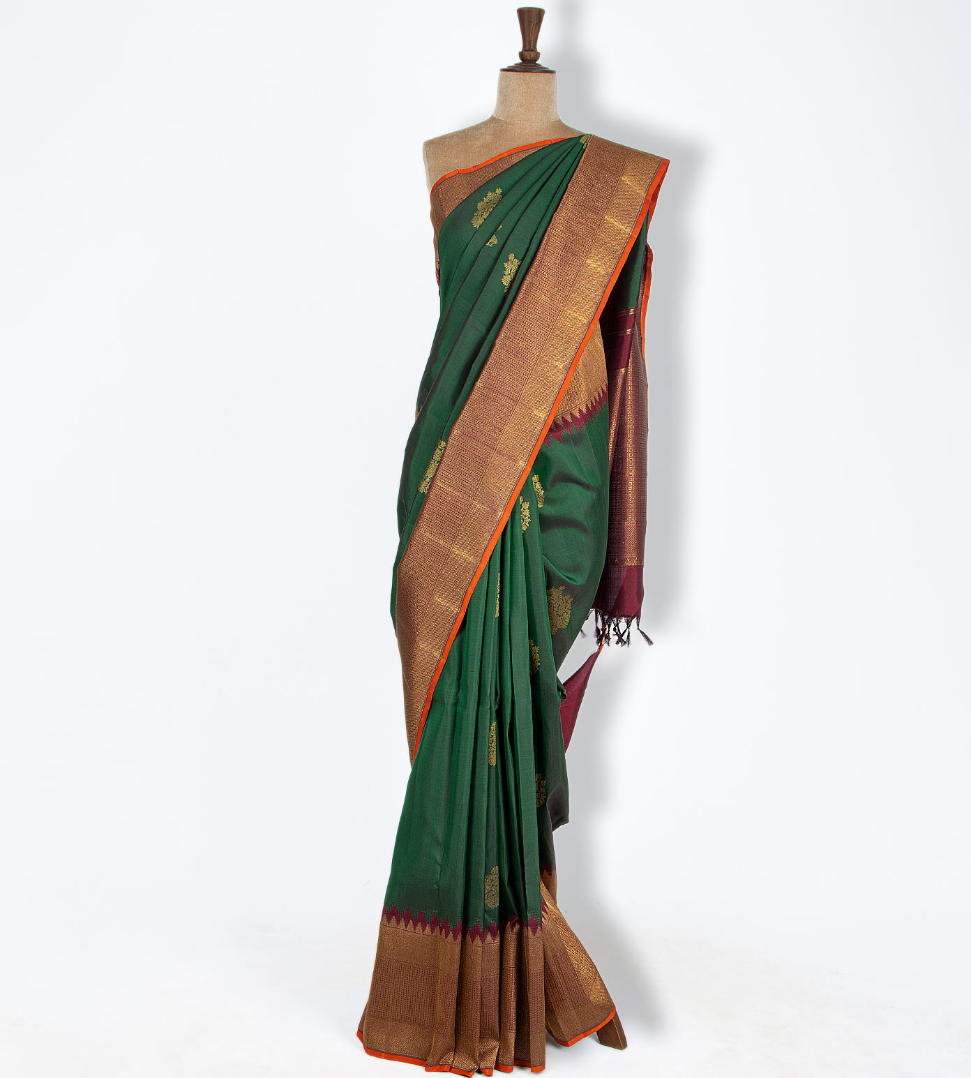 Bottle Green Kanchipuram Silk Saree