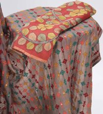 Grey Kutch Embroidered Tussar Saree3