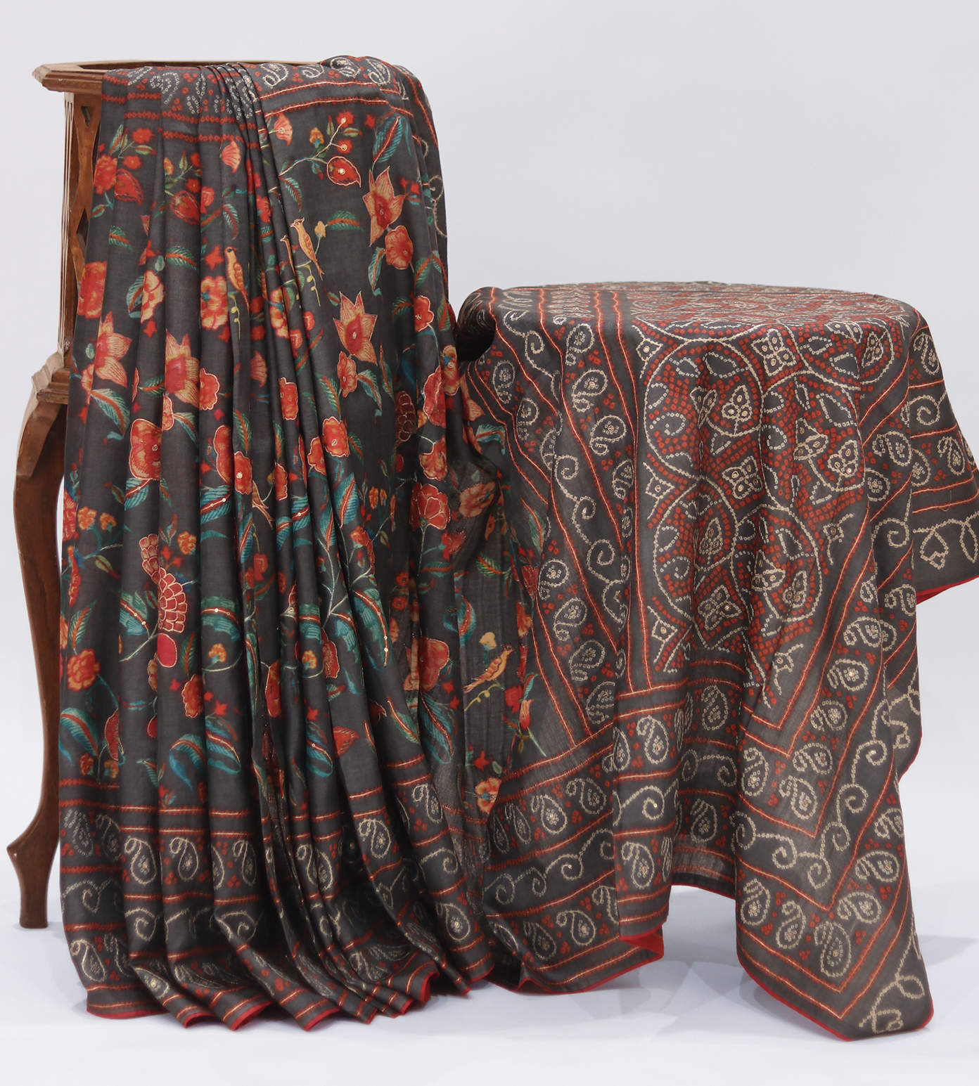 Grey Printed Tussar with embroidery Saree1