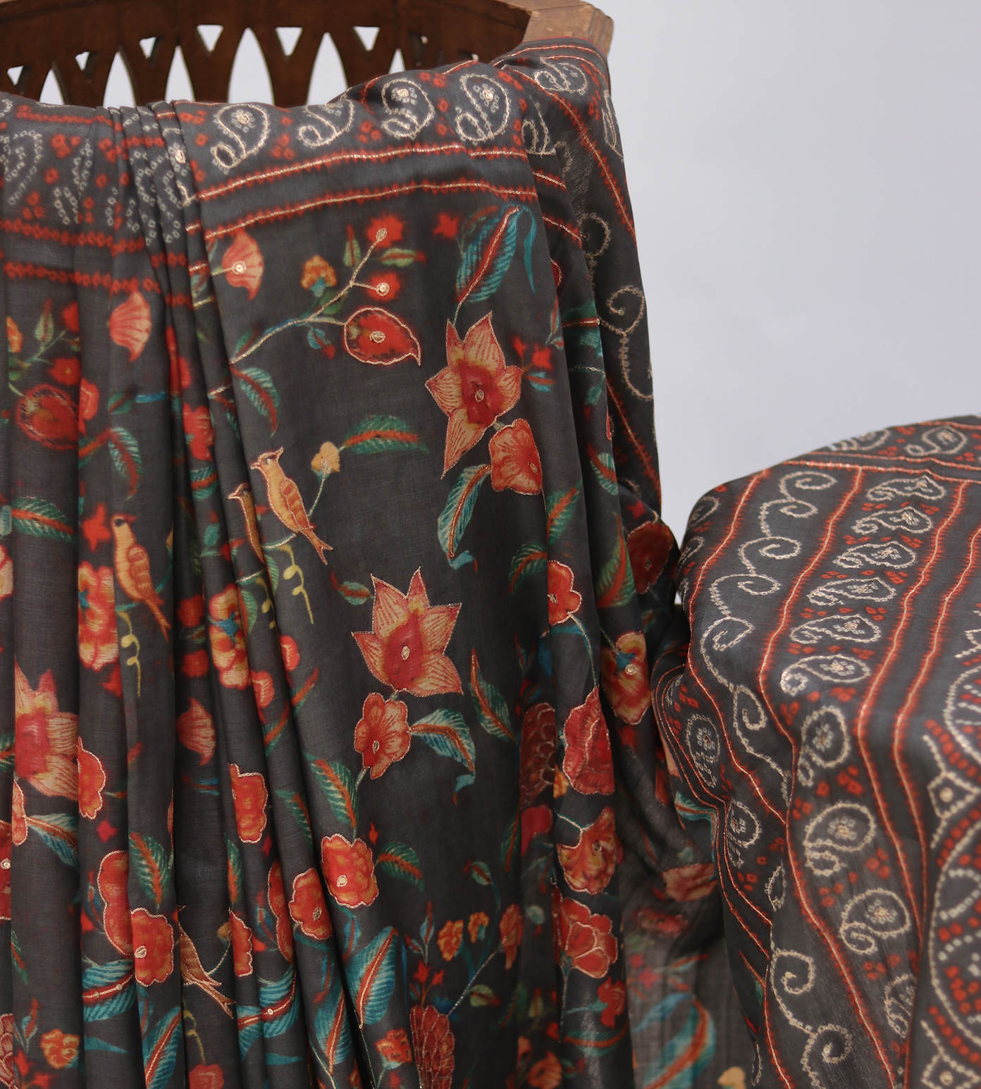 Grey Printed Tussar with embroidery Saree2